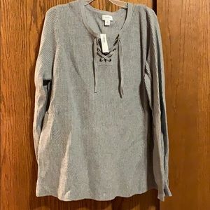BNWT GRAY SWEATER